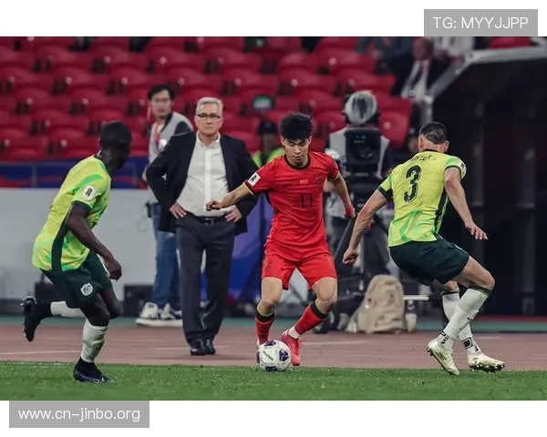 北京媒体爆出噩耗国足遭重创引发球迷强烈吐槽声不断局势堪忧前景难测